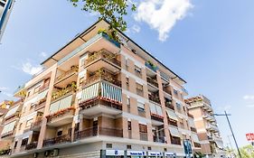 Bbhome Penthouse Bright And Elegant Metro Conca D'Oro