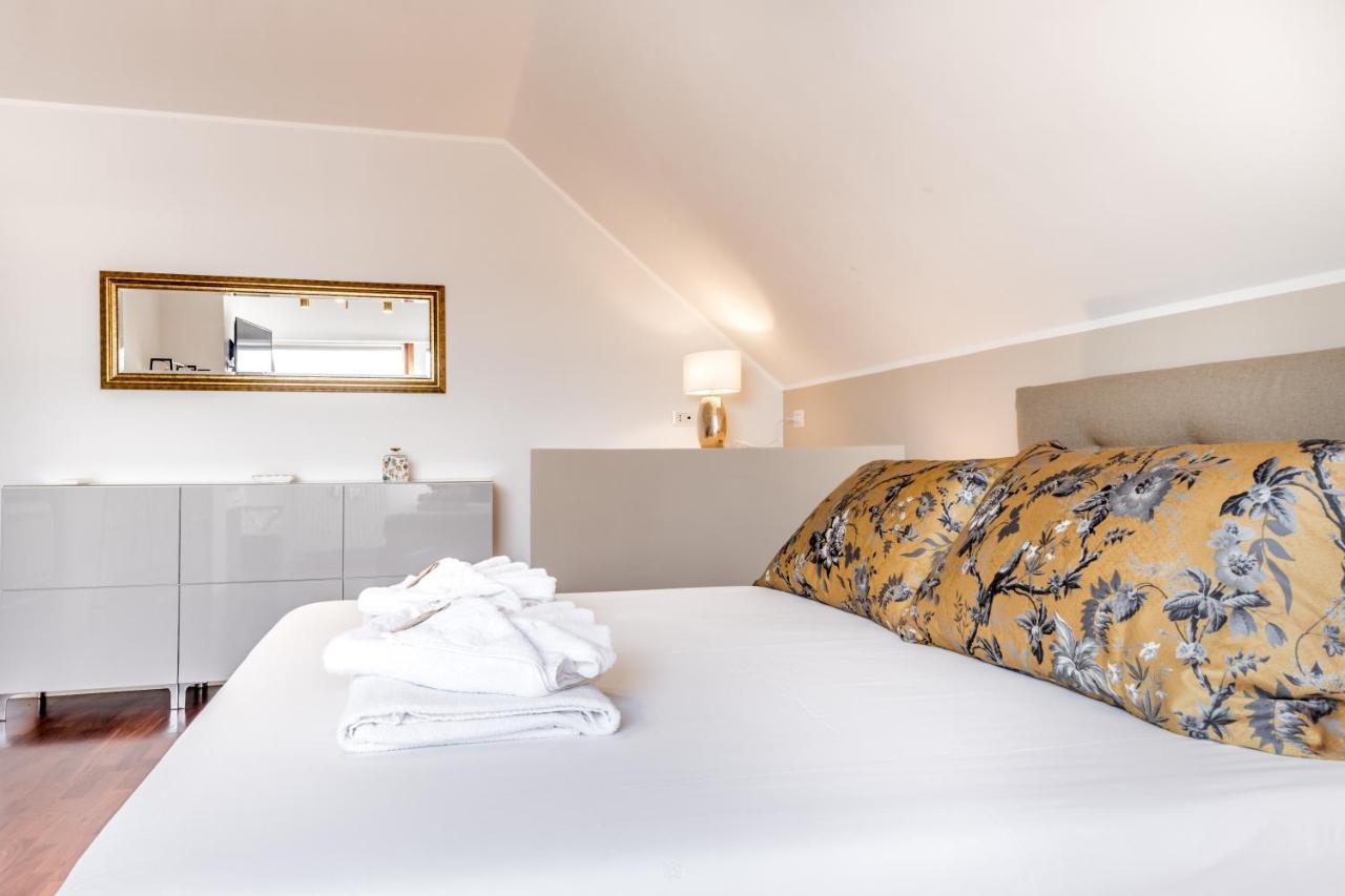 Bbhome Penthouse Bright And Elegant Metro Conca D'Oro Roma Esterno foto