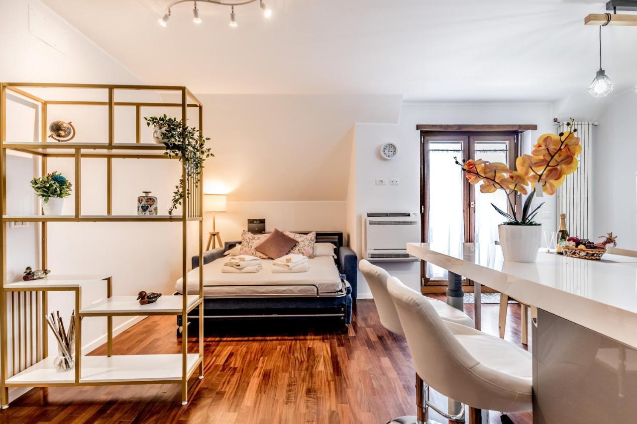 Bbhome Penthouse Bright And Elegant Metro Conca D'Oro Roma Esterno foto