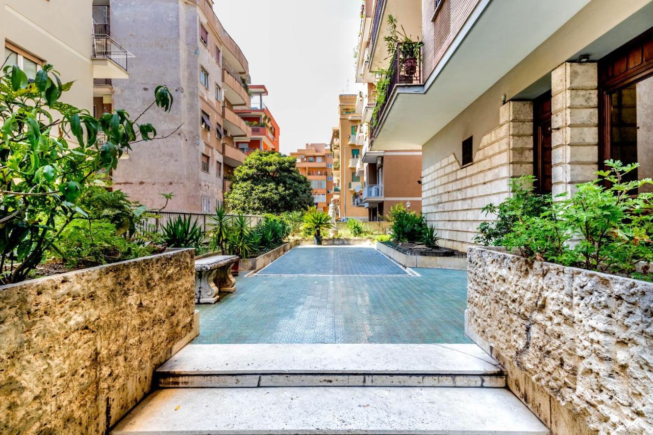 Bbhome Penthouse Bright And Elegant Metro Conca D'Oro Roma Esterno foto