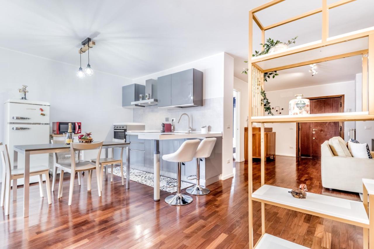 Bbhome Penthouse Bright And Elegant Metro Conca D'Oro Roma Esterno foto